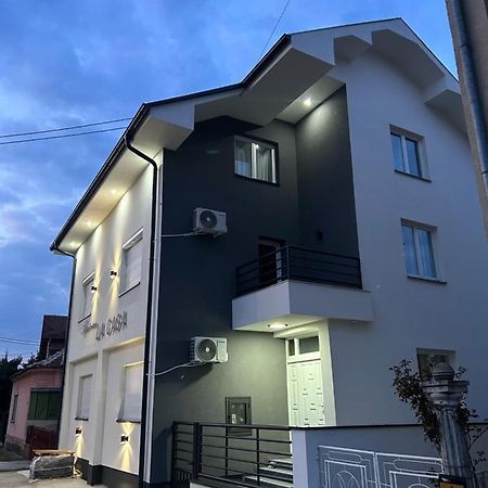 La Casa Apartments Jagodina Ngoại thất bức ảnh